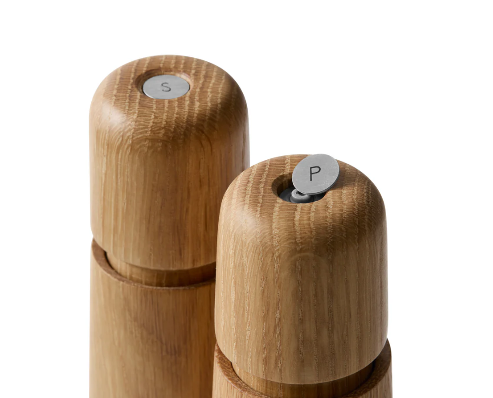 Stockholm Oak Grinder 17cm by Crushgrind