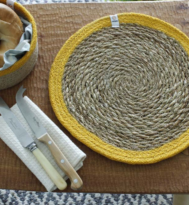 Seagrass and Jute Tablemat - natural/yellow