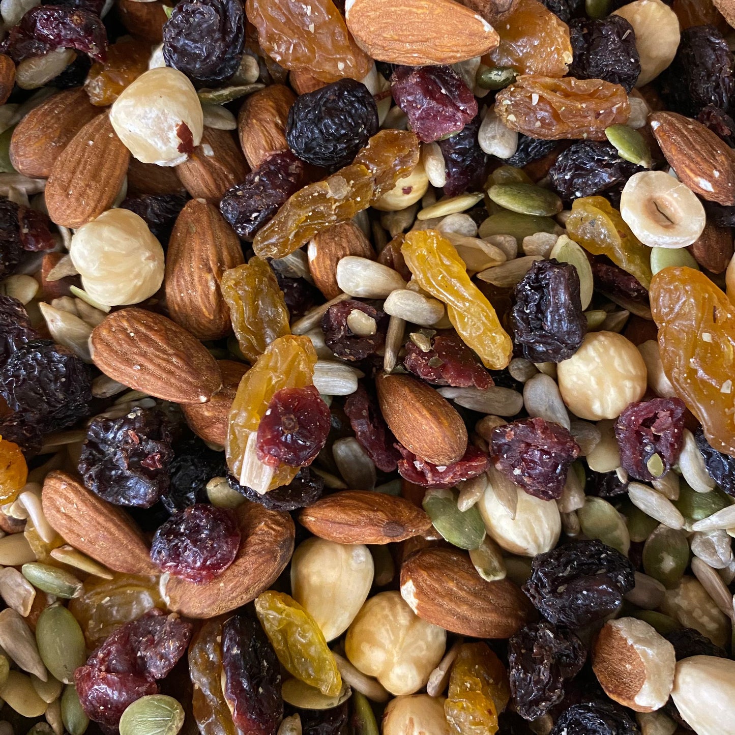 Dried Fruit: Luxury Fruit, Nuts & Seeds